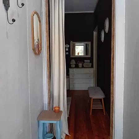 Vintage Apartment *