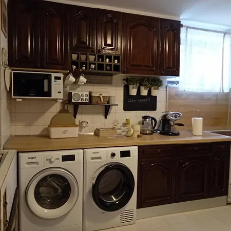 Vintage Apartment